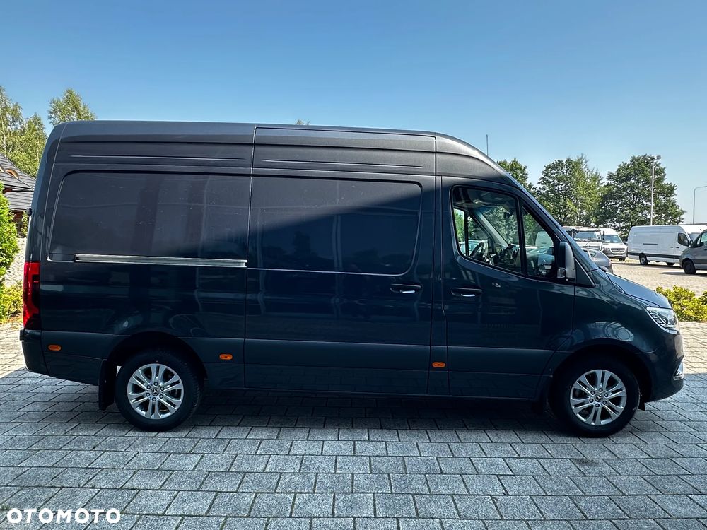 Mercedes-Benz Sprinter - 6