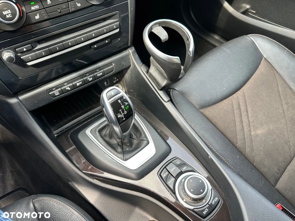 BMW X1 - 15