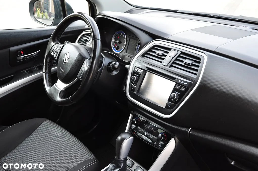 Suzuki SX4 S-Cross 1.6 VVT CVT 4x2 limited - 30