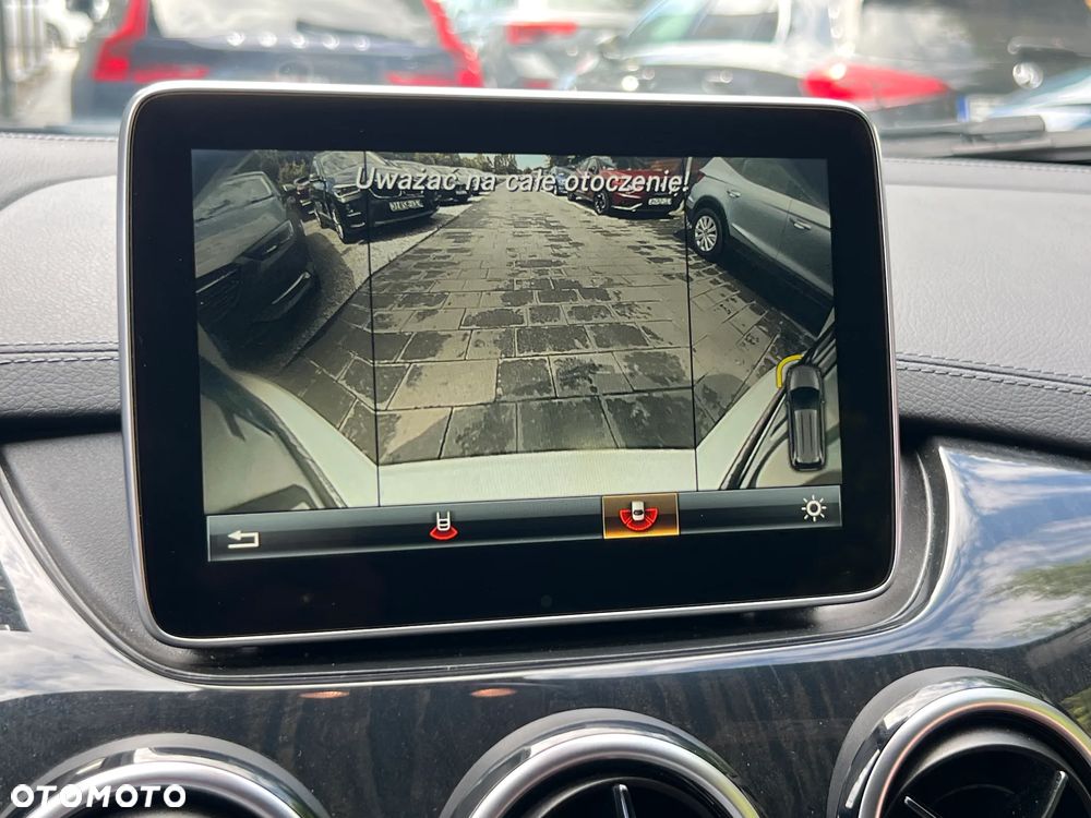 Mercedes-Benz Klasa B 250 4Matic 7G-DCT Edition - 30