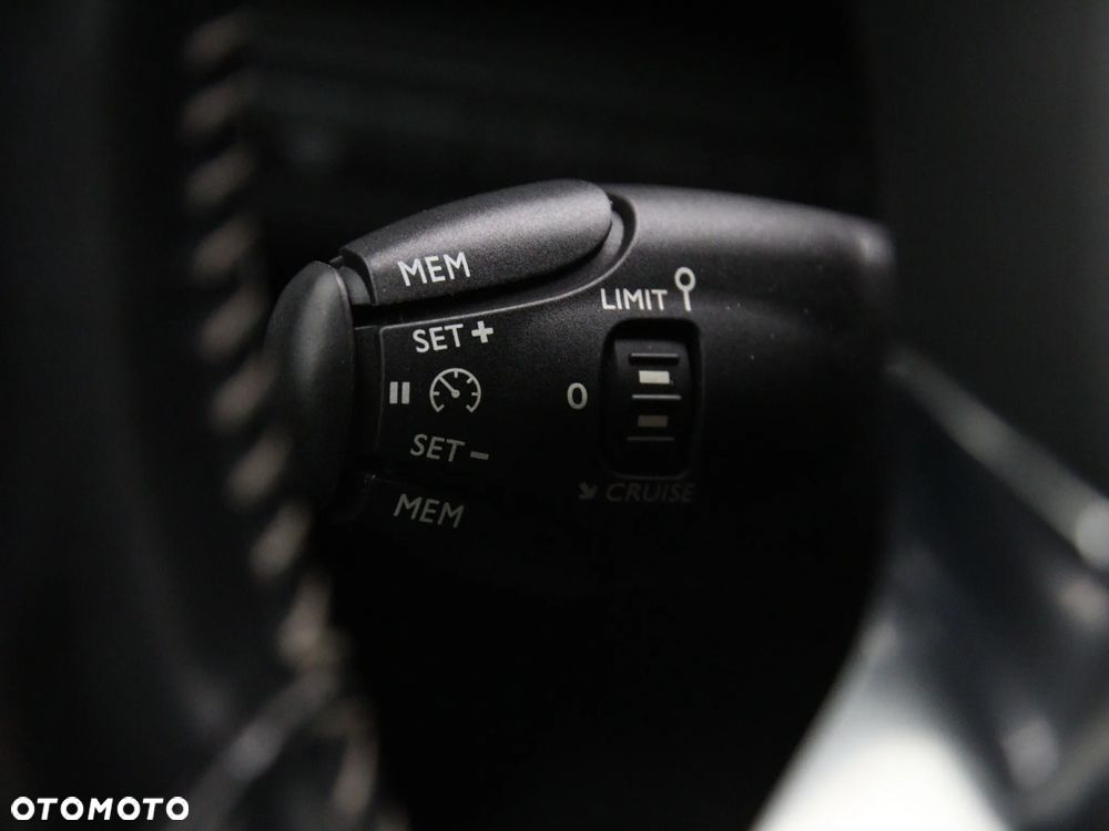 Peugeot 308 1.6 BlueHDi Active S&S - 34