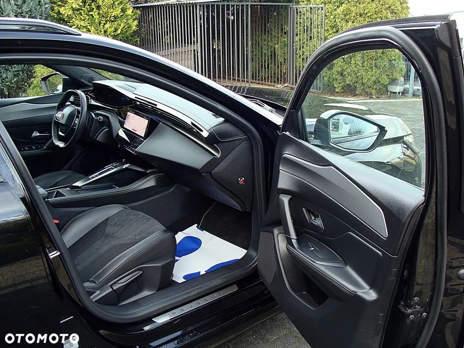 Peugeot 308 1.6 Hybrid PHEV GT EAT8 - 13