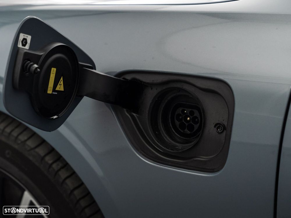 Volvo V60 2.0 T6 AWD TE Essential - 12