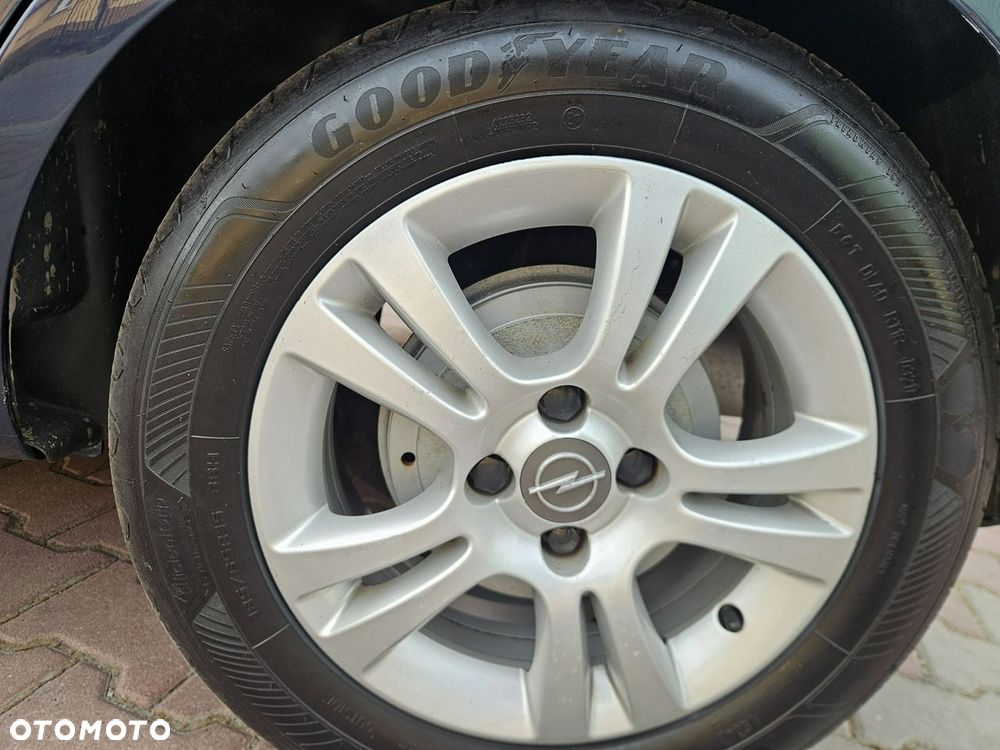 Opel Corsa 2011
