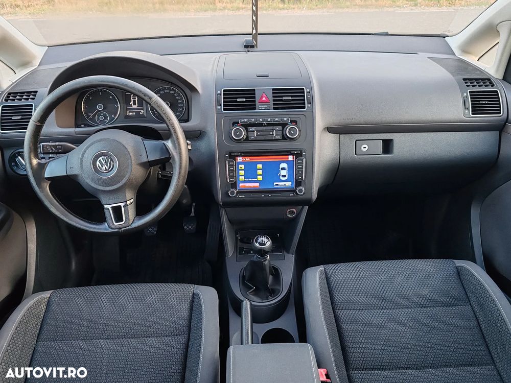 VOLKSWAGEN Touran 2010 — imagine 6