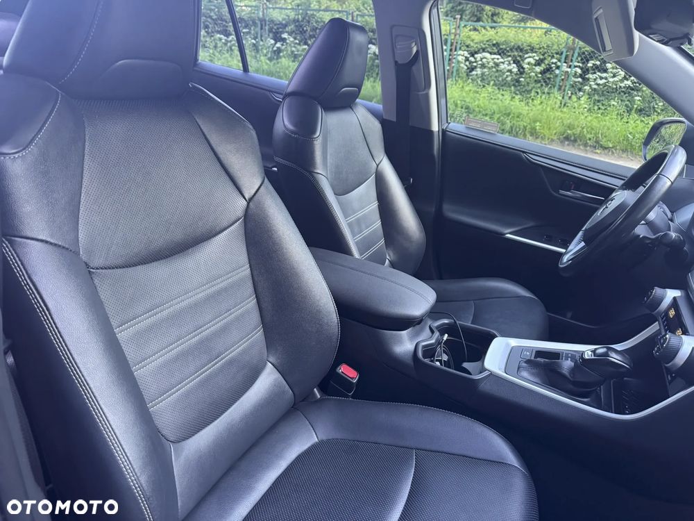 Toyota RAV4 - 13