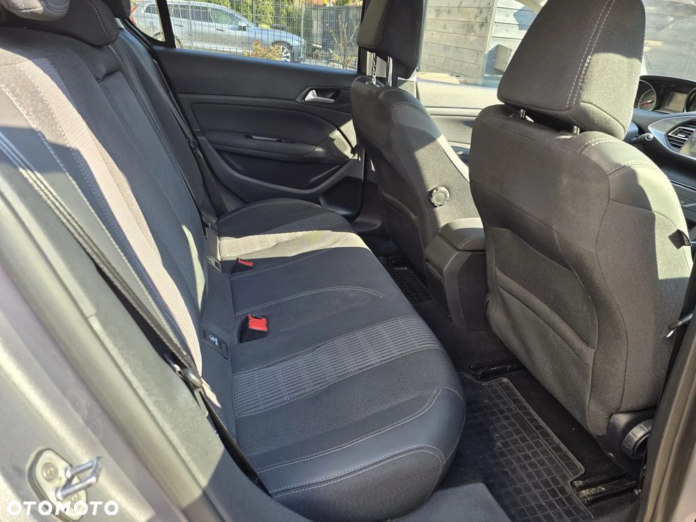 Peugeot 308 - 9