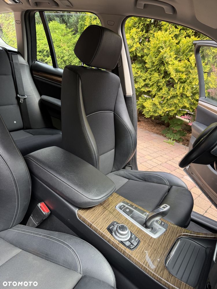 BMW X3 xDrive20d Advantage - 22