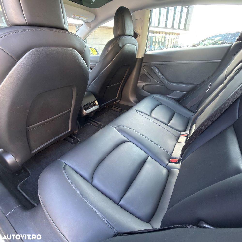 Tesla Model 3 Standard Reichweite Plus Hinterradantrieb - 9