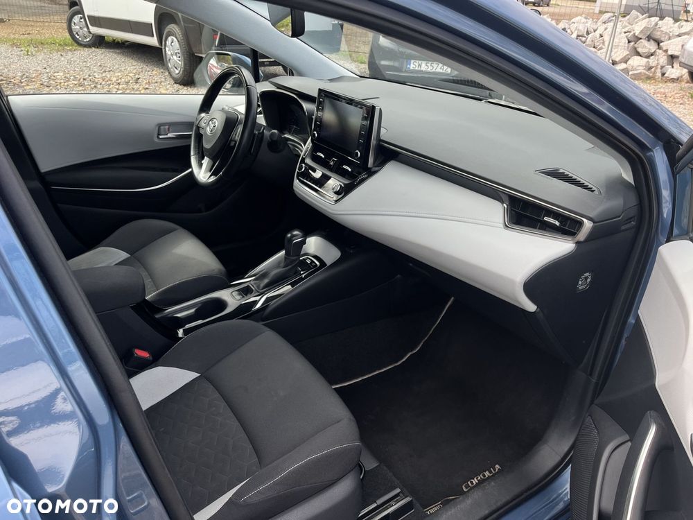 Toyota Corolla 2.0 Hybrid Comfort - 17