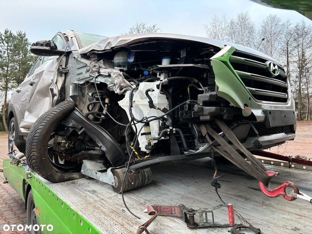 Hyundai Tucson 1.6 Turbo 4WD DCT Trend - 9