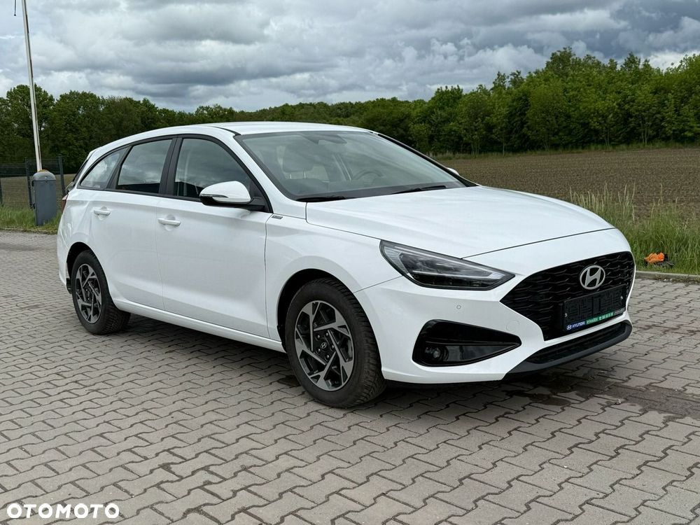 Hyundai i30 1.5 T-GDI 48V Smart - 2