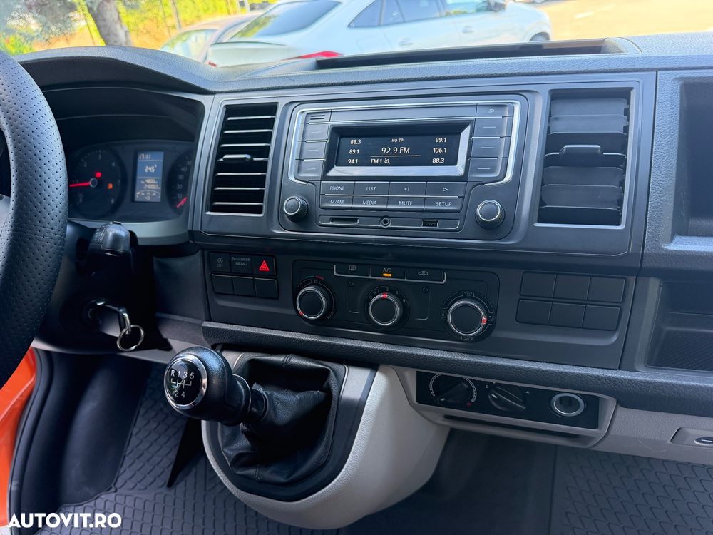 Volkswagen Transporter 2.0 75 kW KR Comfortline - 24