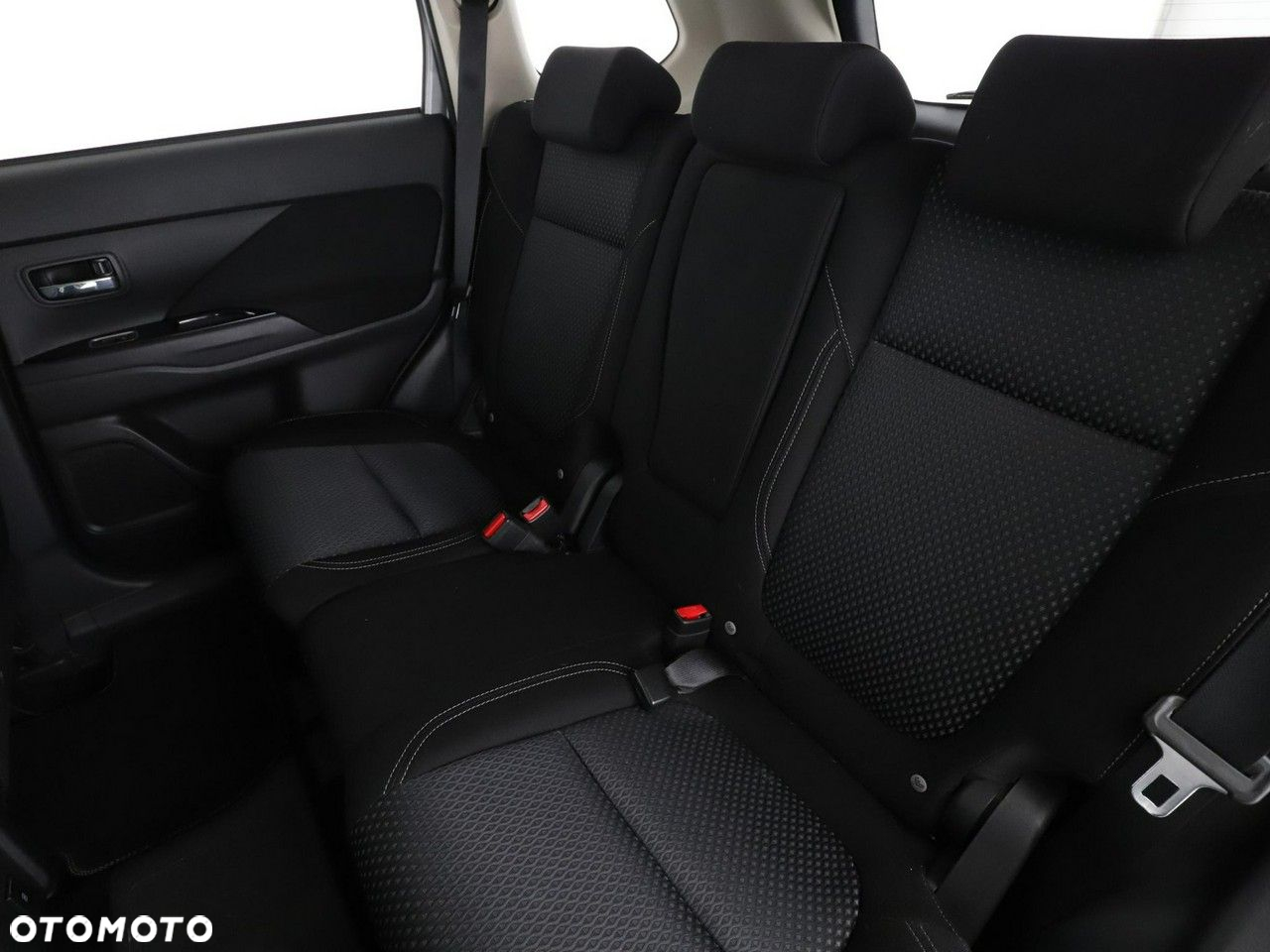 Mitsubishi Outlander 2.4 4WD Plug-In Hybrid Spirit - 17