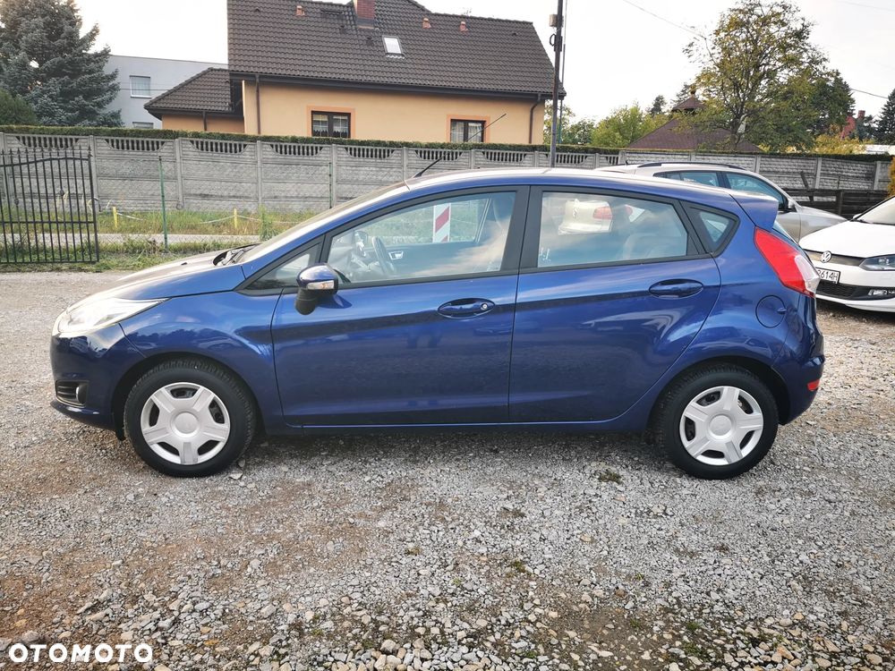 Ford Fiesta 2015 photo 2