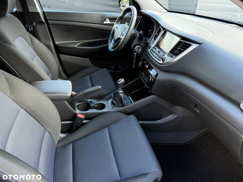 Hyundai Tucson blue 1.6 GDi 2WD Advantage - 27