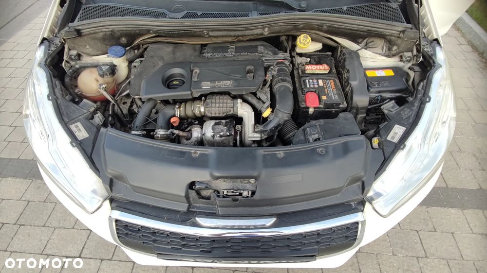 Peugeot 208 1.6 e-HDi Active STT - 12