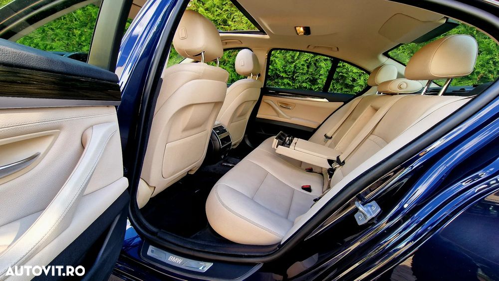 BMW Seria 5 520d xDrive Aut. Luxury Line - 11