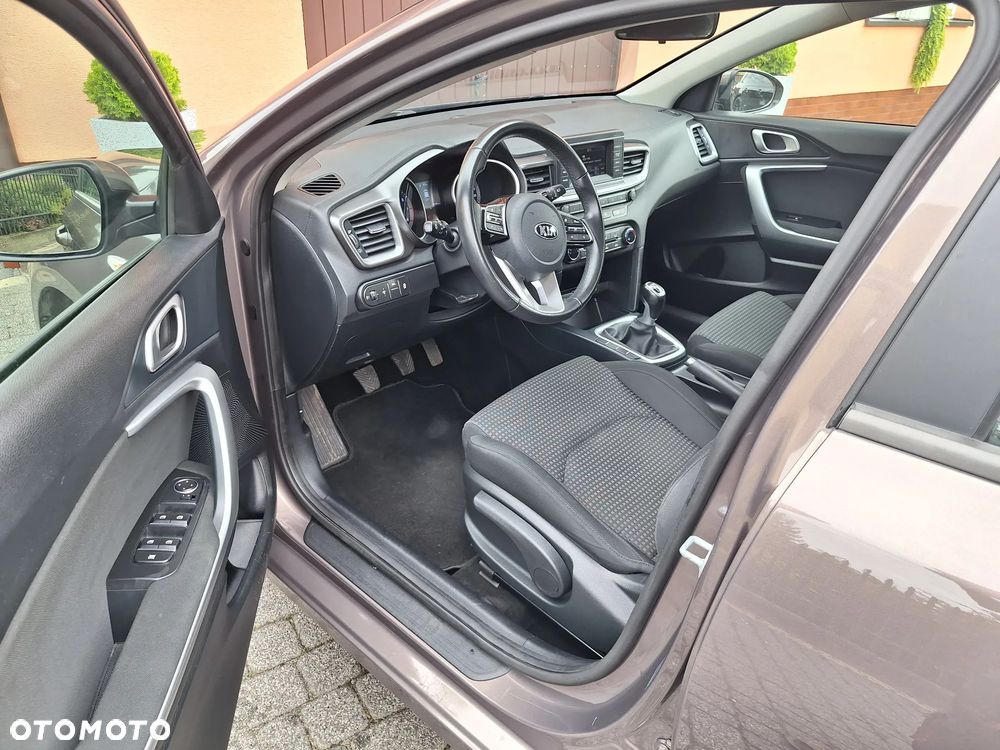 Kia Ceed 1.4 M - 9