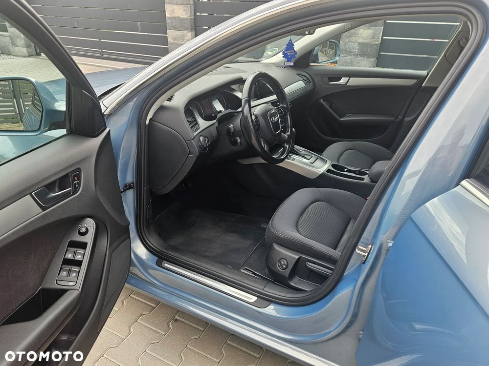 Audi A4 Avant - 13