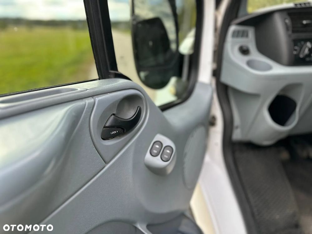Ford Transit - 14