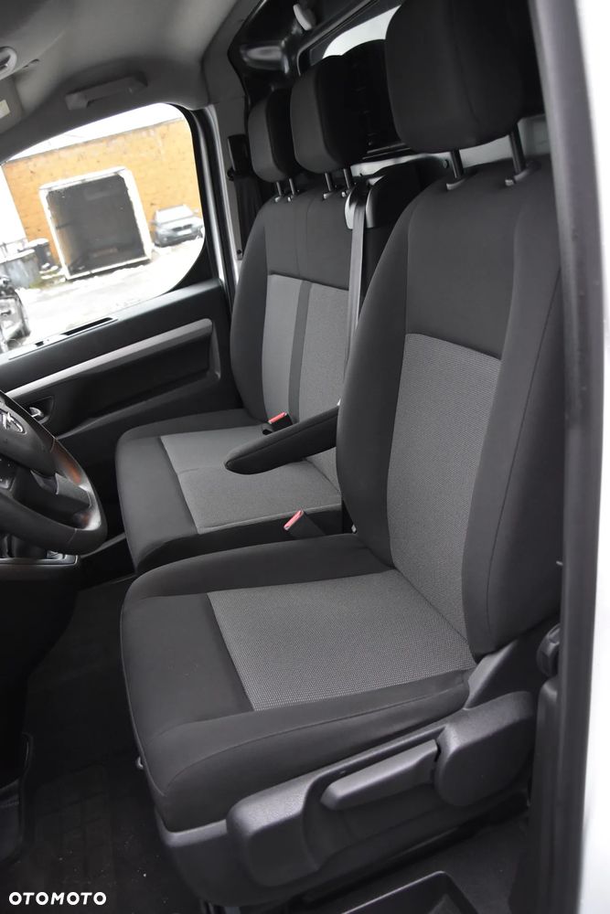 Opel Vivaro Extra Long - 16