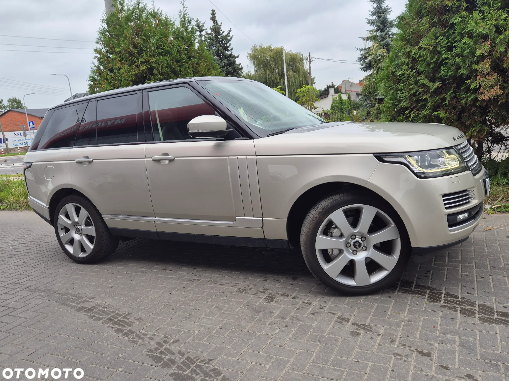 Land Rover Range Rover 4.4SD V8 LWB Vogue - 15