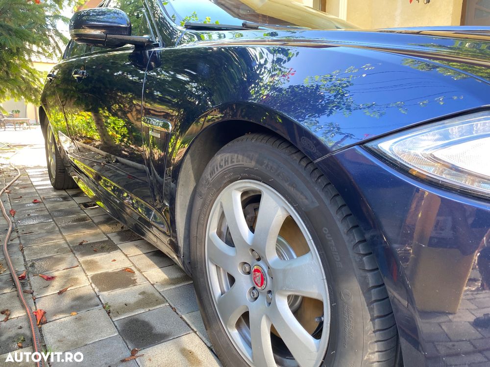 Jaguar XF 2.2D Premium Luxury - 5