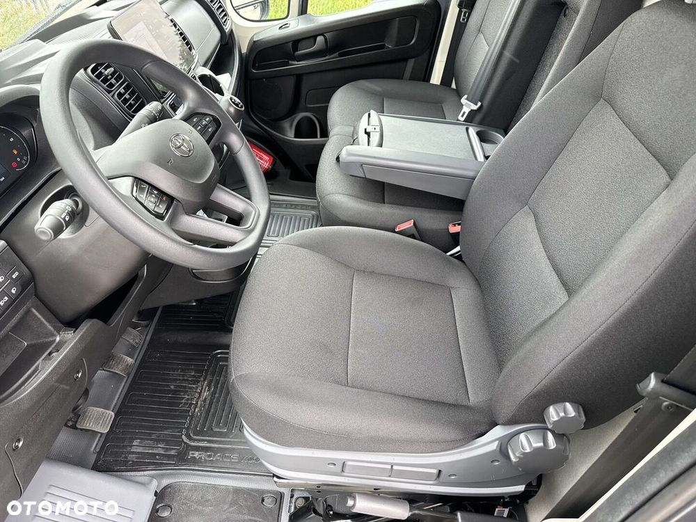 Toyota PROACE MAX - 24