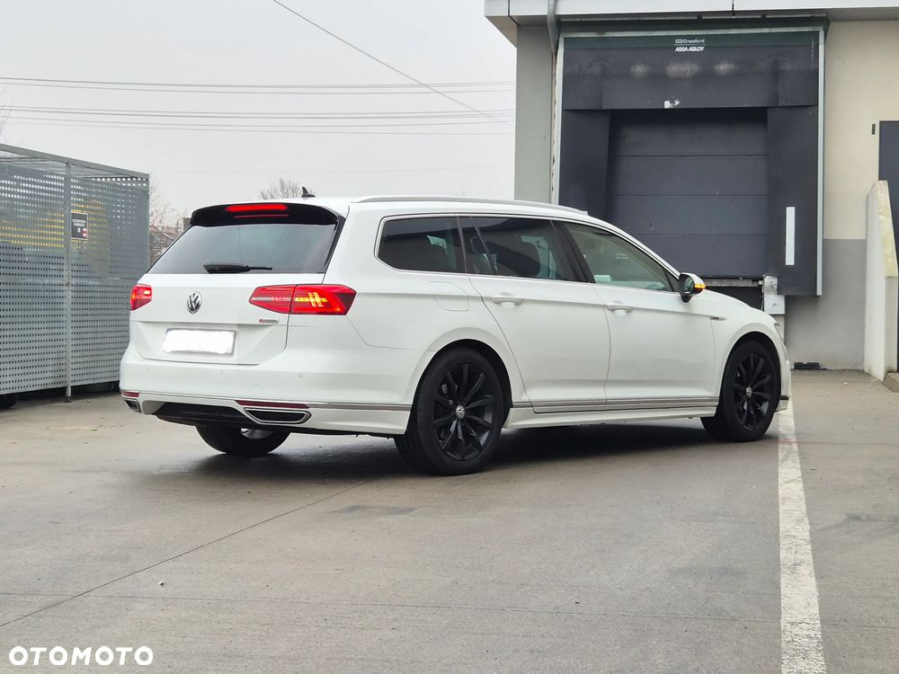 Volkswagen Passat Variant 2.0 TDI SCR 4Motion DSG (BMT) Highline - 17