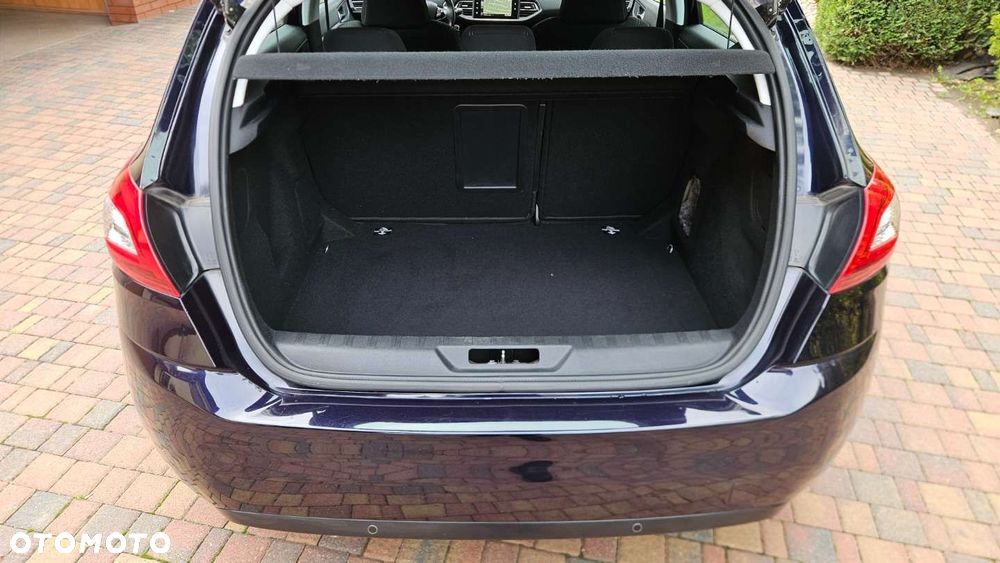 Peugeot 308 - 22