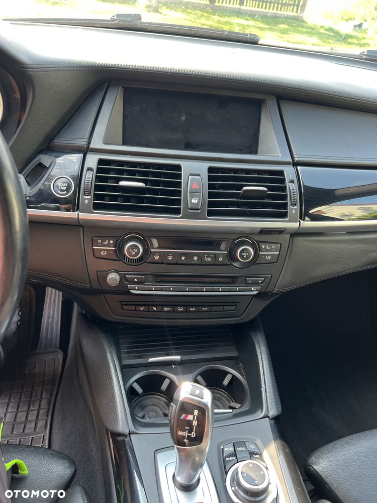 BMW X6 xDriveM50d - 18