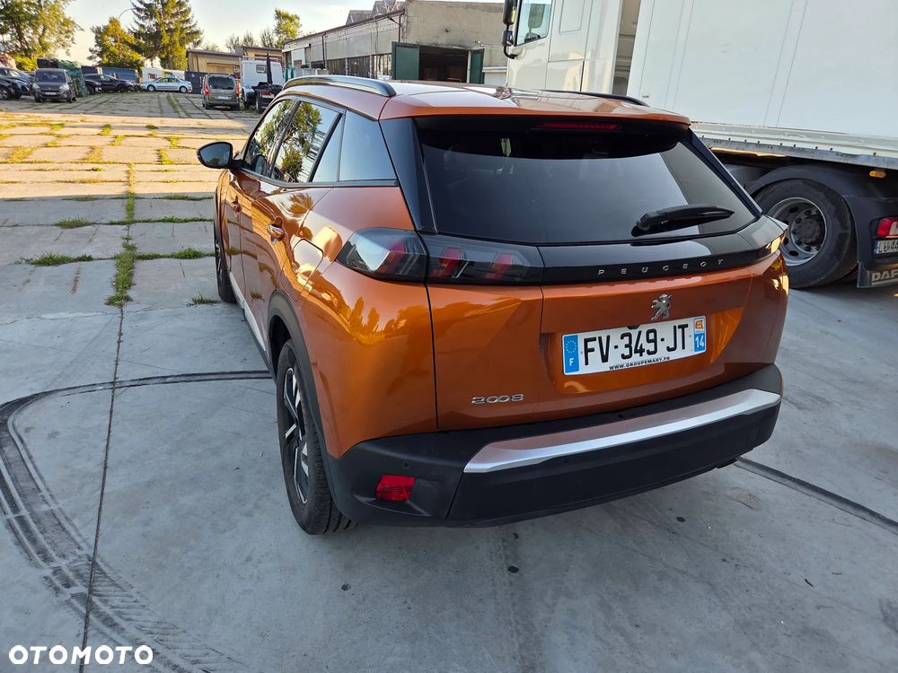 Peugeot 2008 PureTech 130 Allure - 10