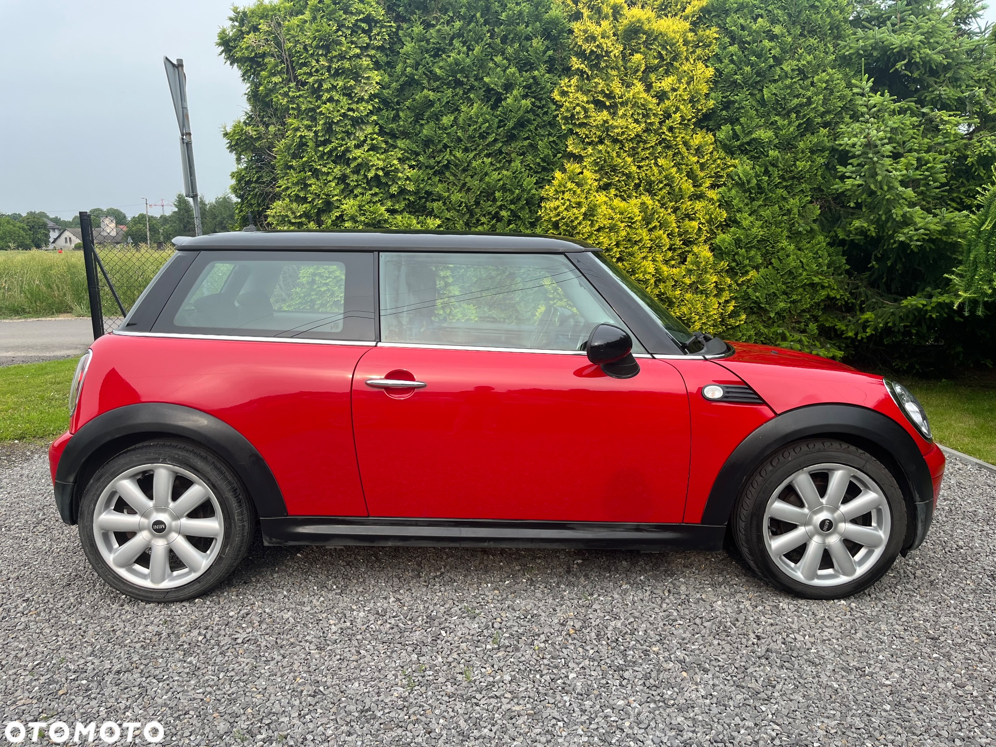 MINI Cooper Standard - 2