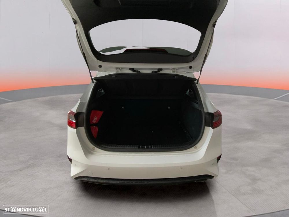 Kia Ceed 1.4 T-GDI TX+SRF 7DCT - 19
