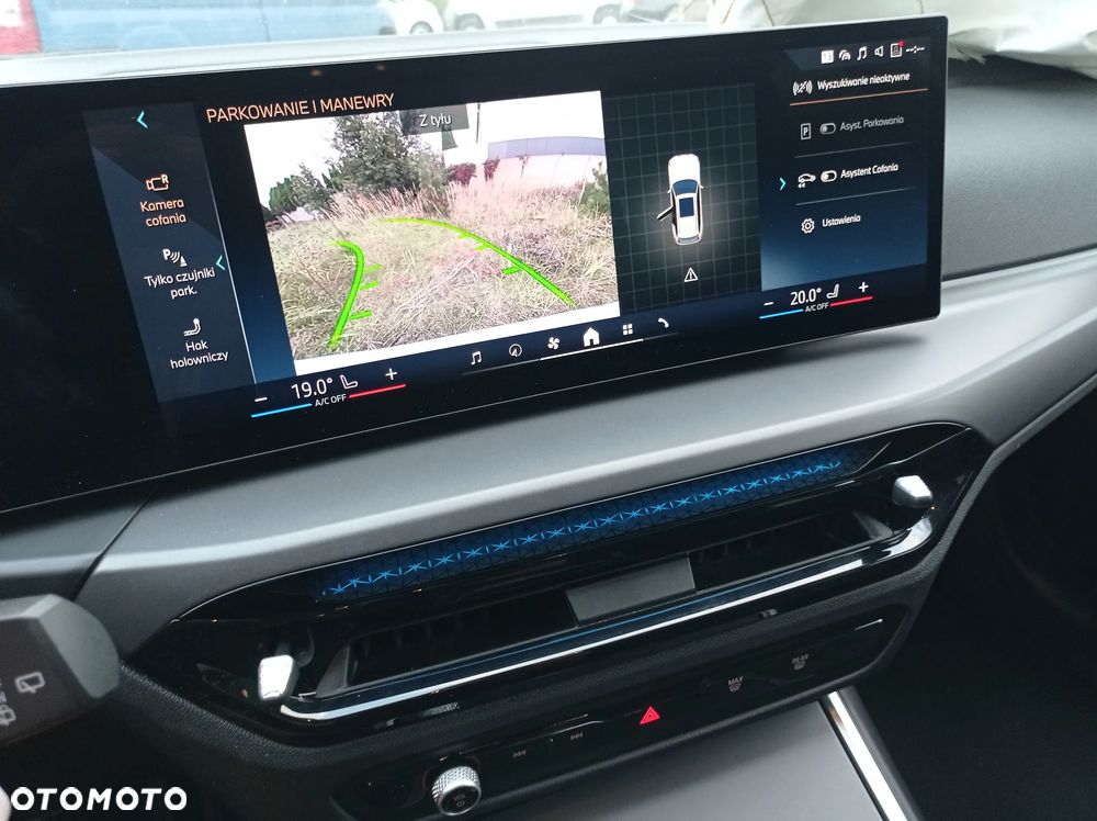 BMW Seria 3 318d mHEV - 7