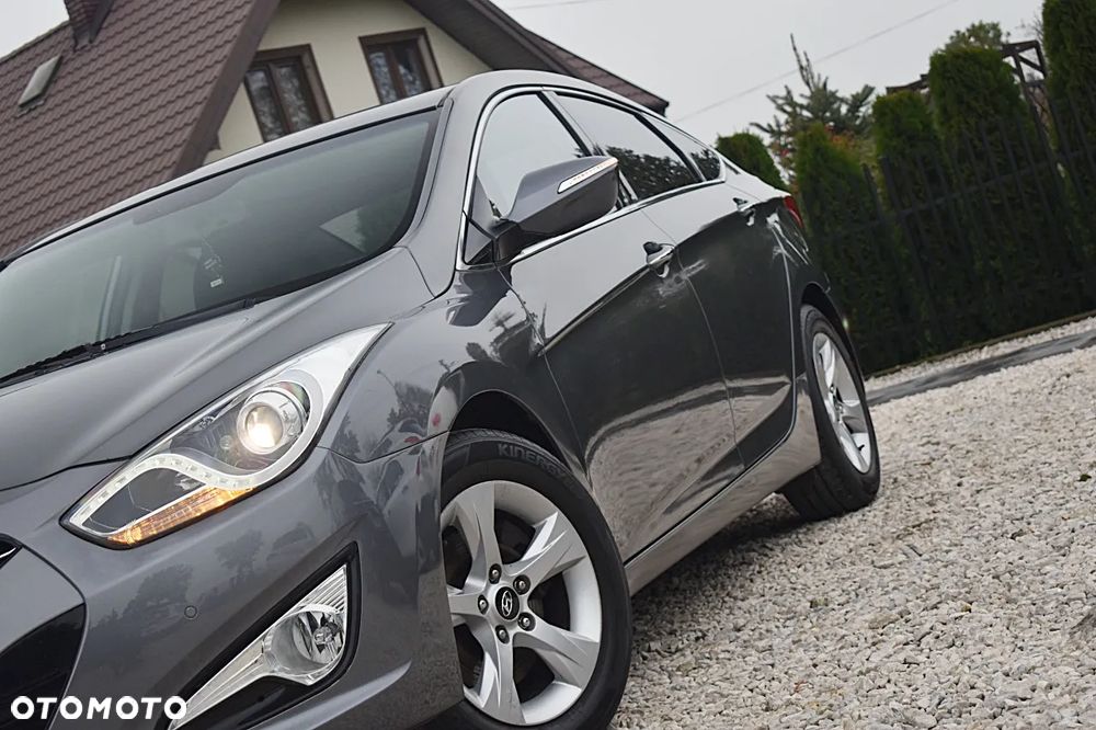 Hyundai i40 1.7 CRDi Comfort + - 2