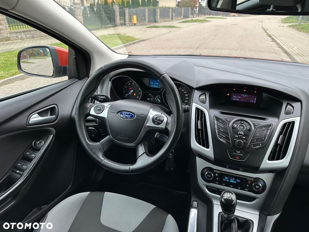 Ford Focus 1.6 TI-VCT Champions Edition - 19