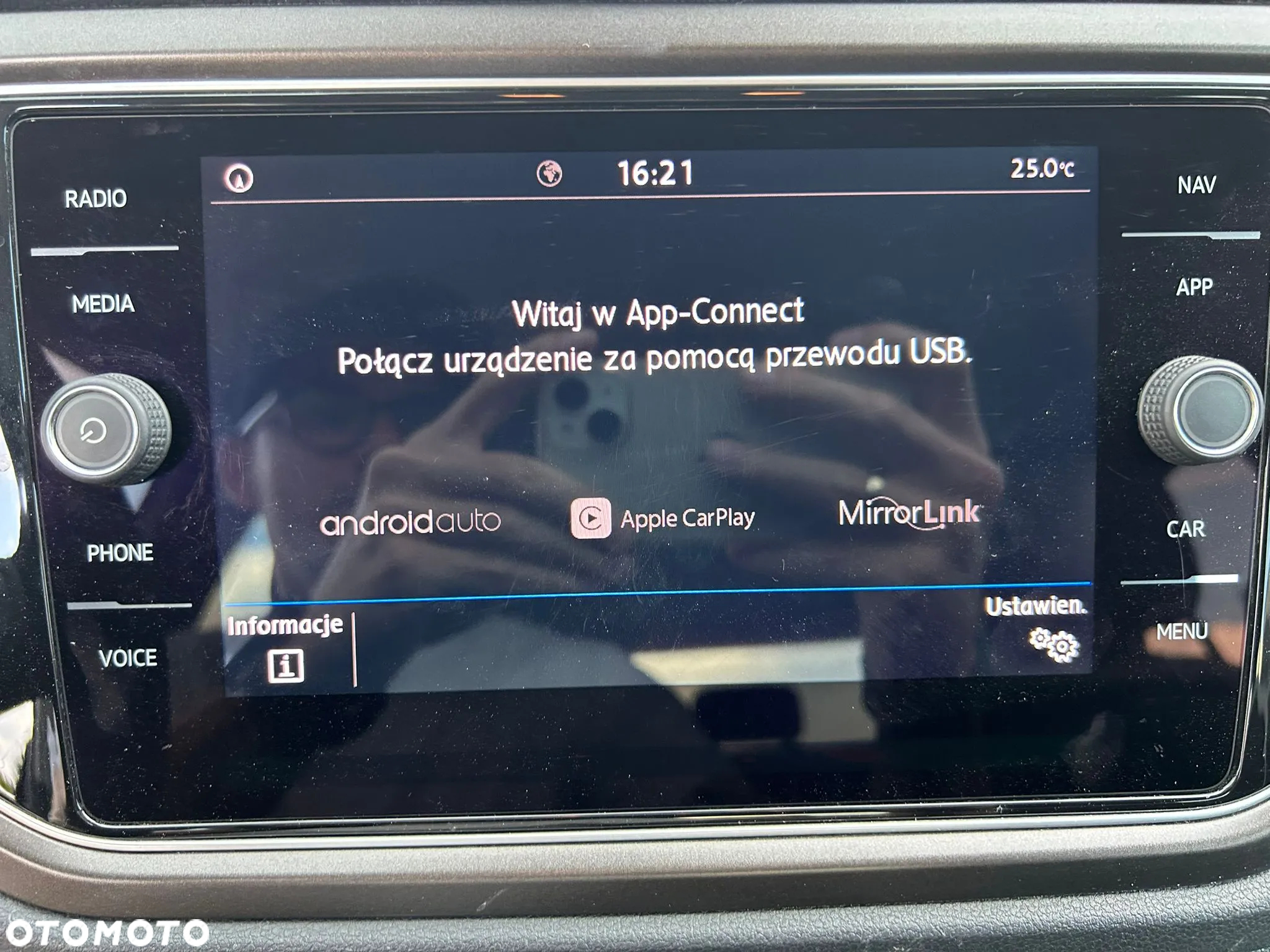 Volkswagen T-Roc 1.0 TSI Life - 25