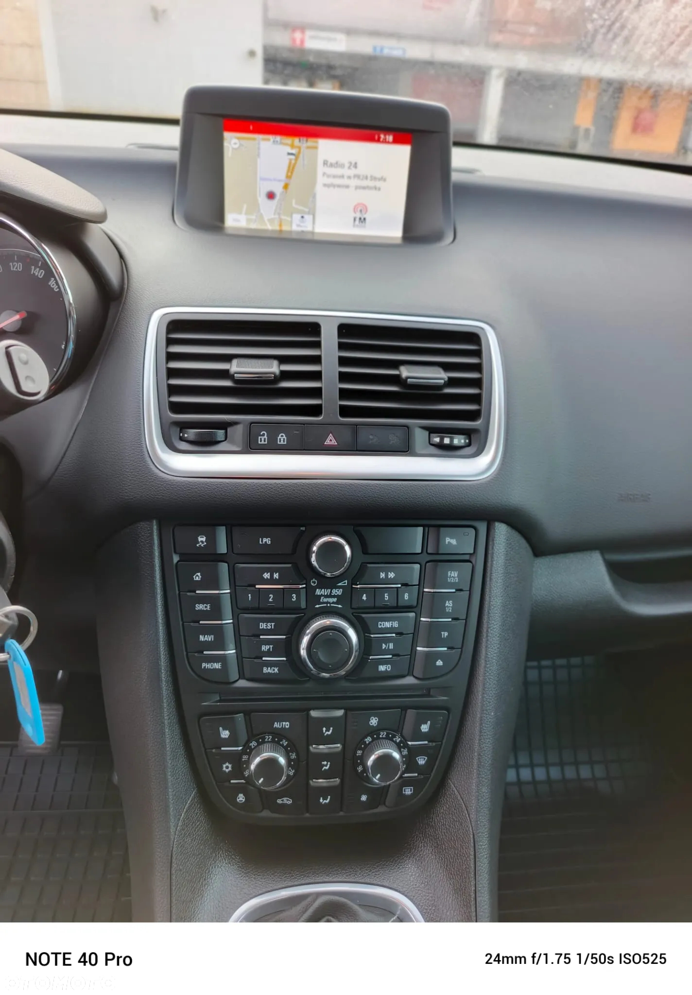 Opel Meriva 1.4 T Cosmo - 17