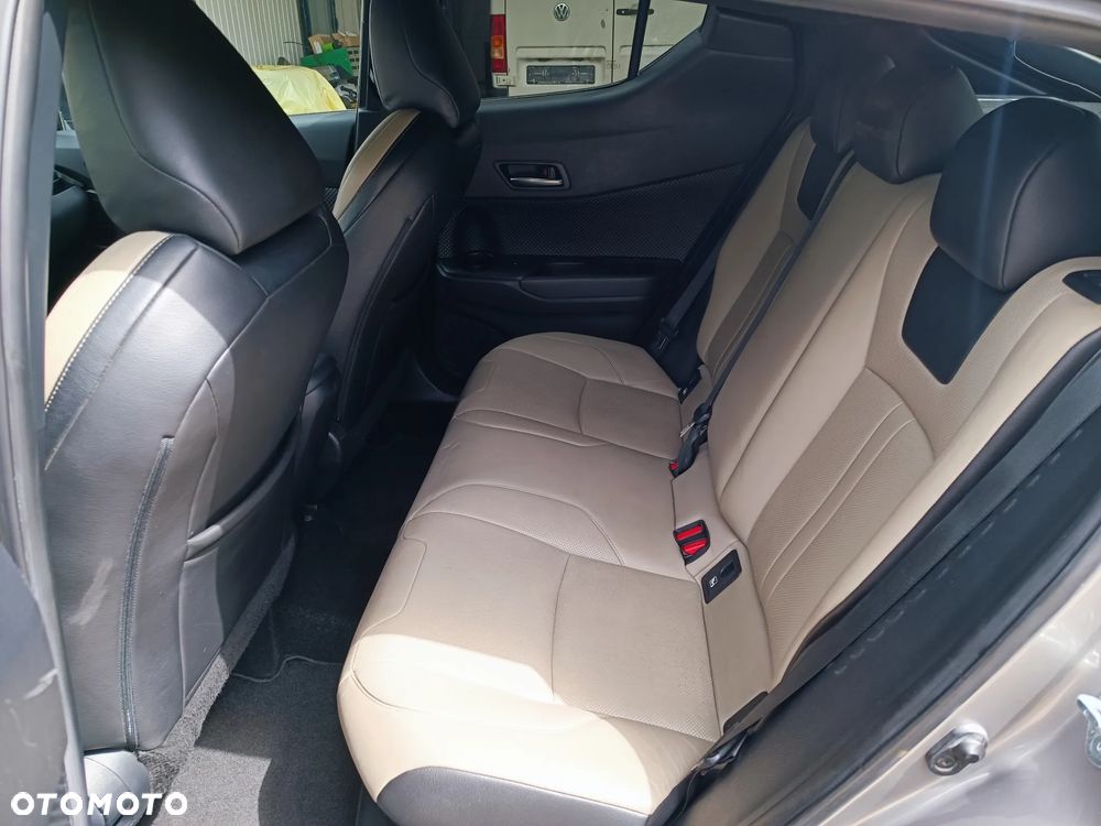 Toyota C-HR 1.8 Hybrid Prestige - 29
