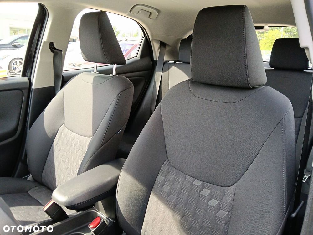 Toyota Yaris - 11