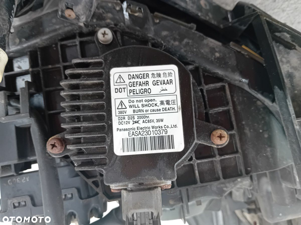 LAMPA PRZÓD LEWA SUBARU XV - 2