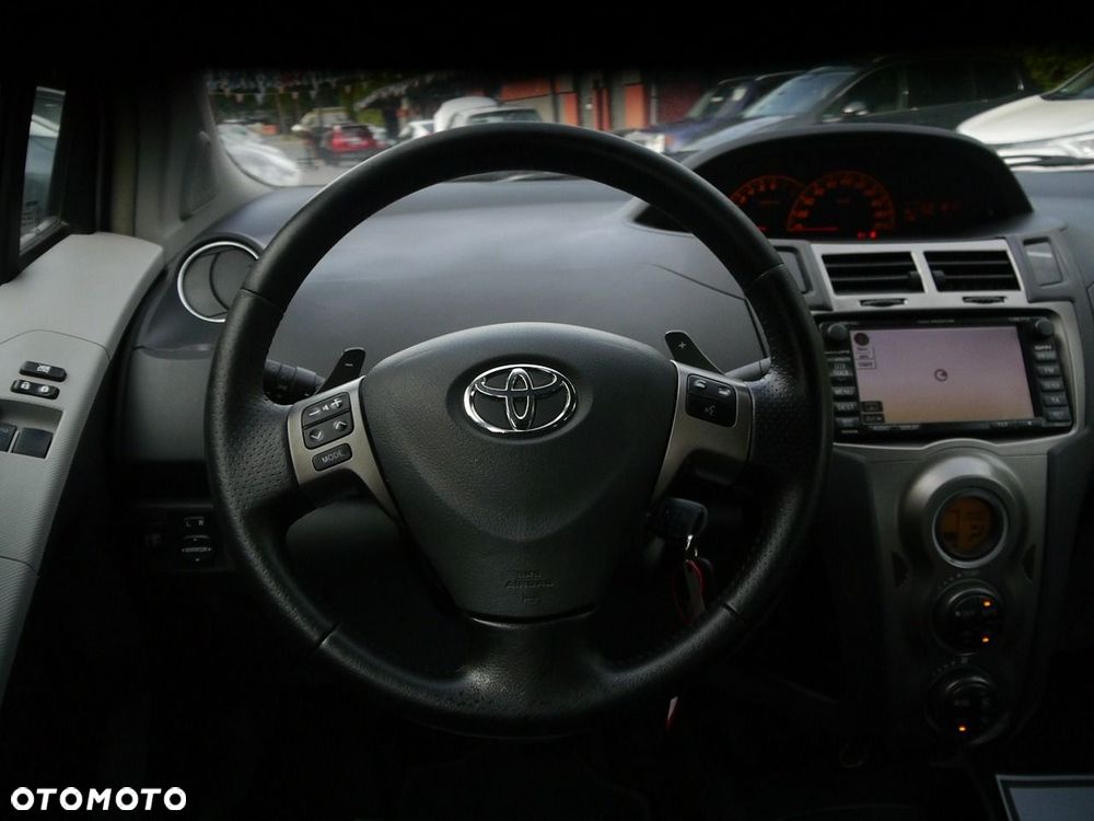 Toyota Yaris 1.33 Sol MM - 22