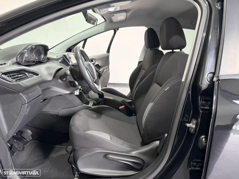 Peugeot 208 1.6 BlueHDi Style - 26