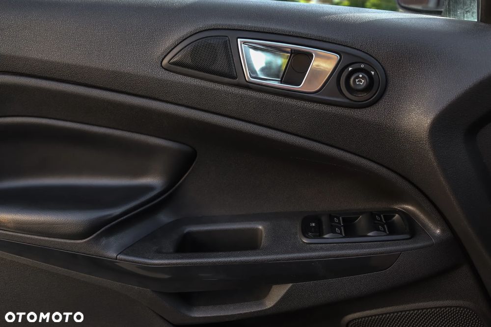 Ford EcoSport 1.0 EcoBoost TITANIUM - 12