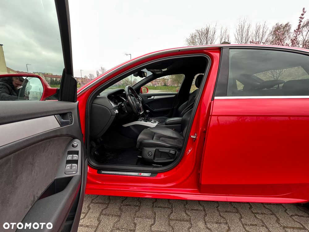 Audi A4 Limousine 1.8 TFSI S line Sportpaket - 29