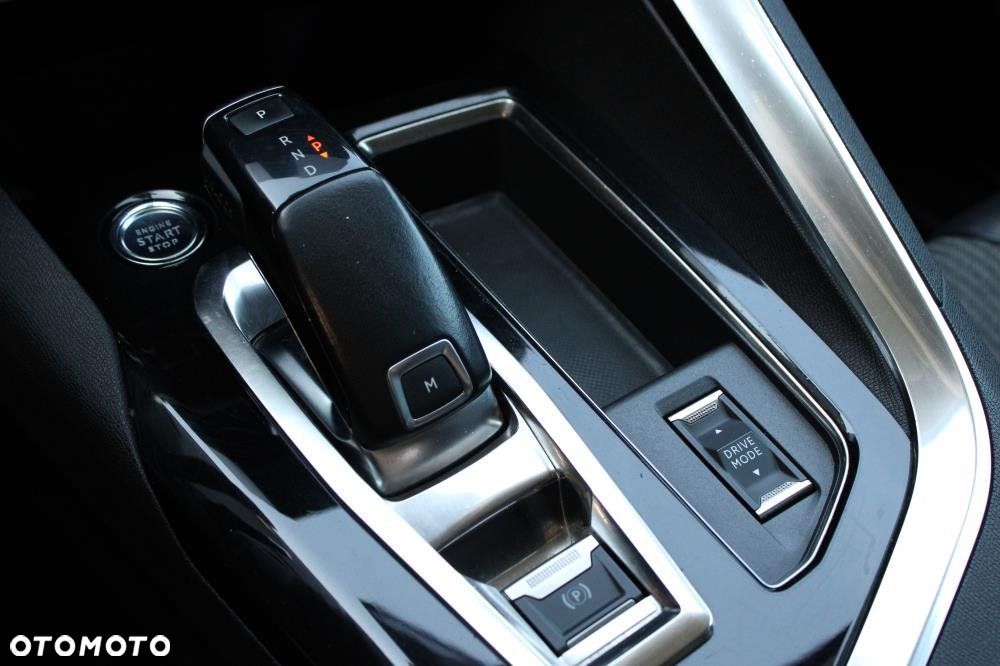 Peugeot 3008 - 18