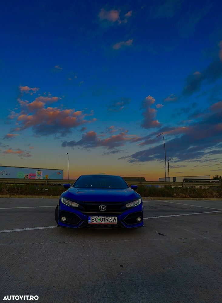 Honda Civic 1.5 VTEC Turbo Sport Plus - 10