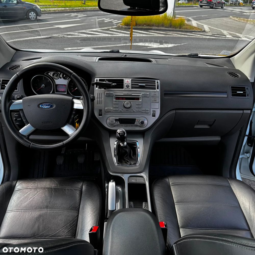 Ford Kuga 2.0 TDCi Titanium - 9